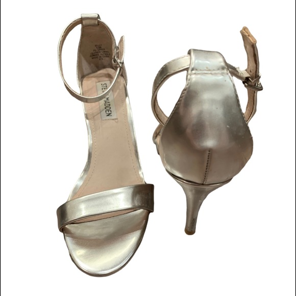 *Steve Madden* Silver Chrome Stiletto Heels w/Buckle Clasp - Picture 1 of 6